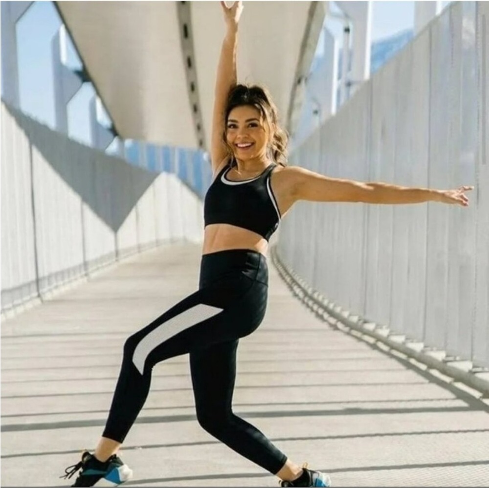 Zyia Active Black Primo Mesh Hi Rise 7/8" Leggings Pockets Size 6-8